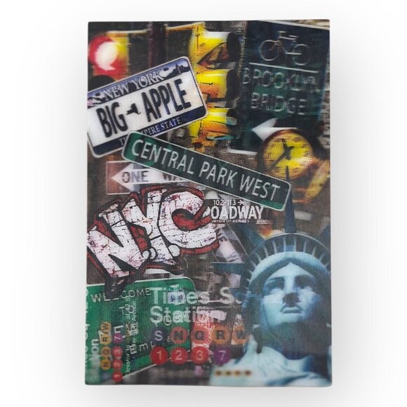 NYC 3D Hologram Postcard Collage Featuring Iconic Landmarks Signs 4 x 6 inches - Picture 7 of 13